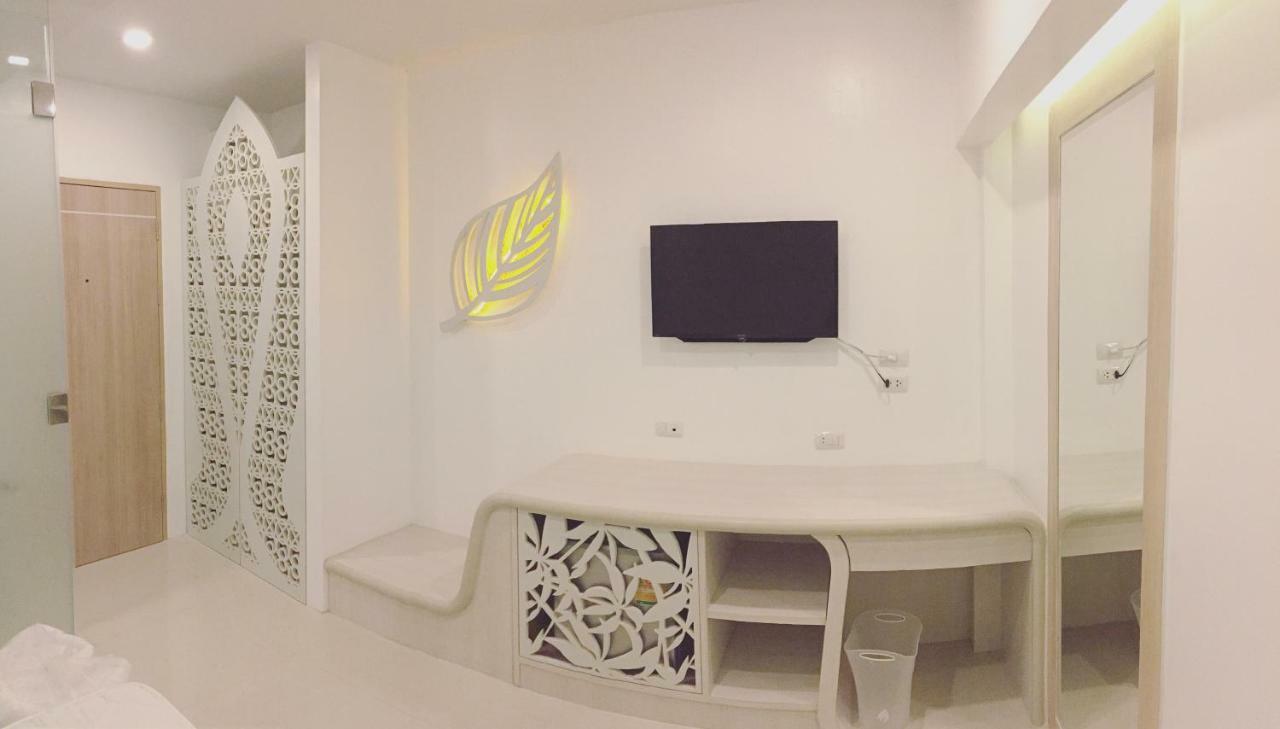 Snoozzotel Pattaya Esterno foto